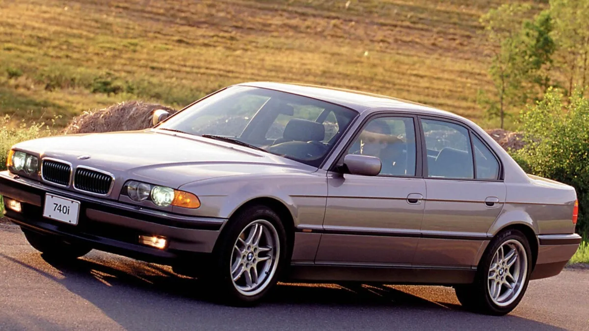 BMW-7Series-1994-009