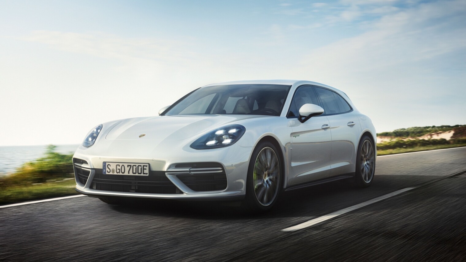 The Porsche Panamera Plugin Hybrid? What?