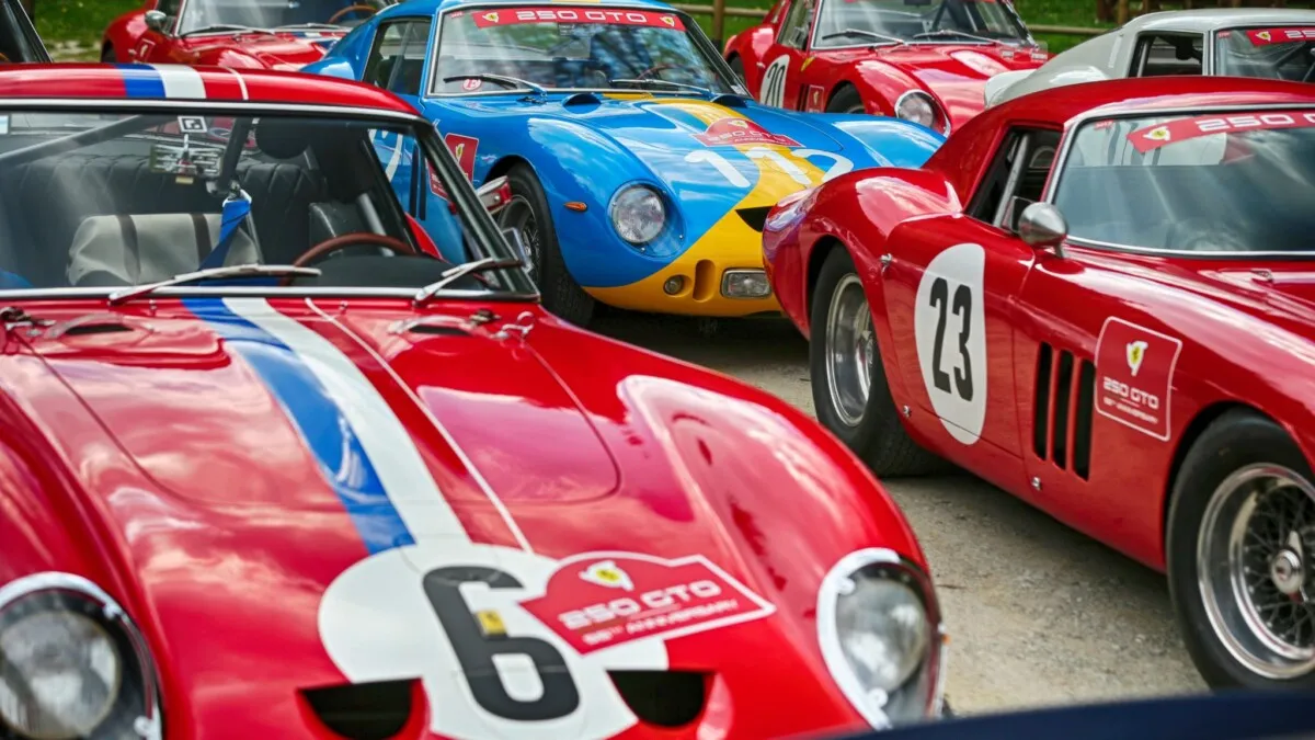 10 Rally marking the 55th anniversary of the 250 GTO arrives at Maranello