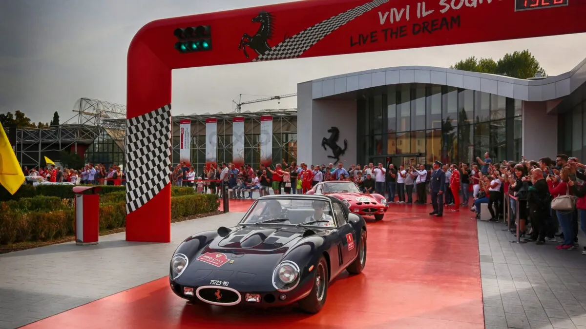 13 Rally marking the 55th anniversary of the 250 GTO arrives at Maranello