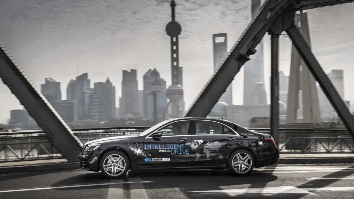 Mercedes_Autonomous_Driving_Shanghai-03