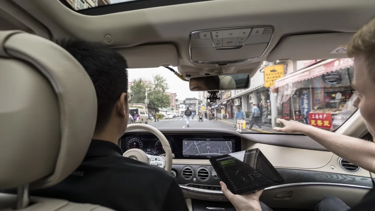 Mercedes_Autonomous_Driving_Shanghai-06
