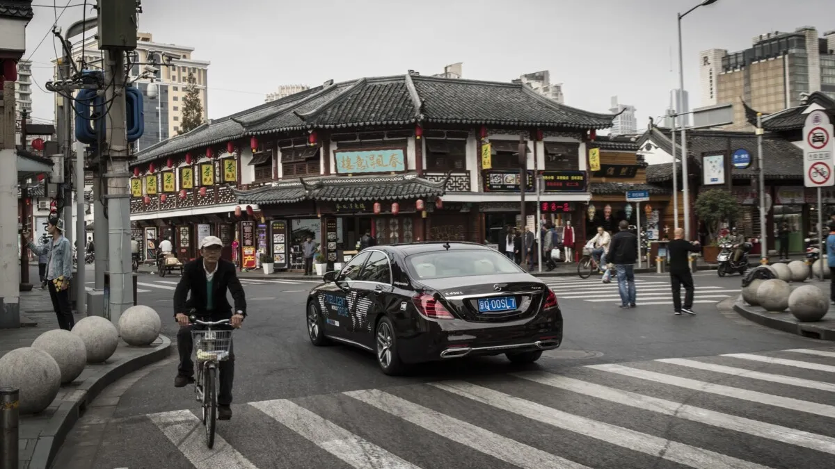 Mercedes_Autonomous_Driving_Shanghai-09