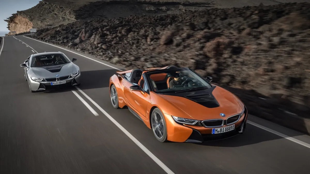 BMW_i8_Roadster_Coupe-019