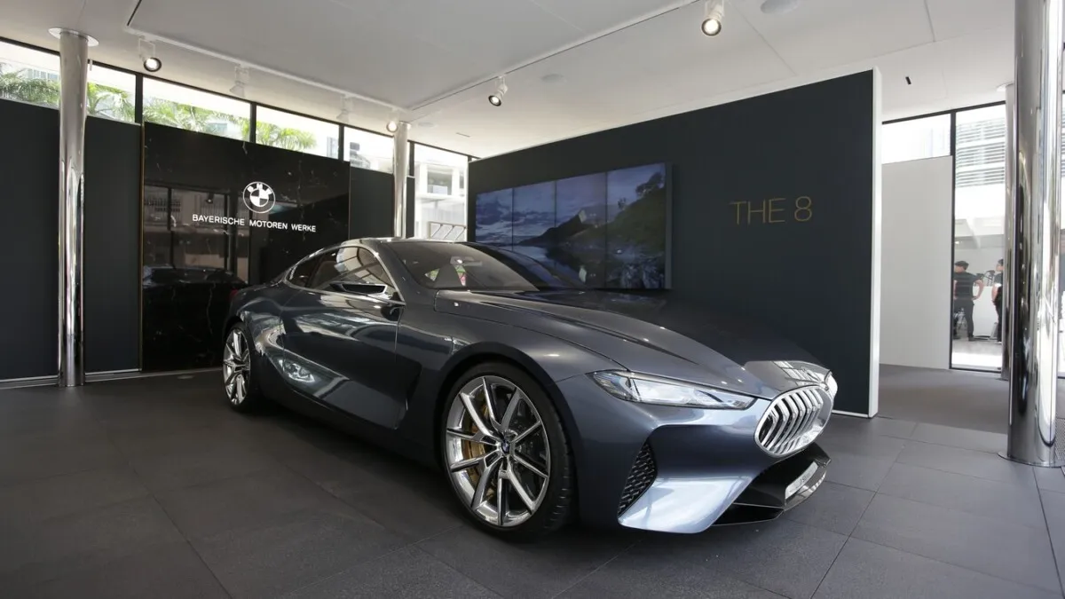 BMW Luxury Excellence Pavilion (10)