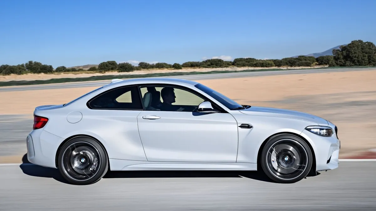 BMW_M2_Competition_Pack-14