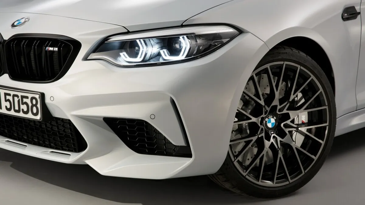 BMW_M2_Competition_Pack-43