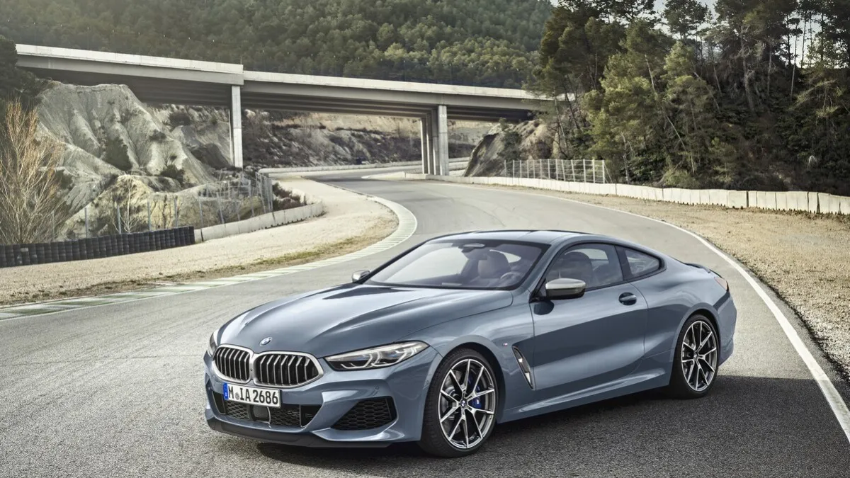 BMW_8_Series_Coupe-001