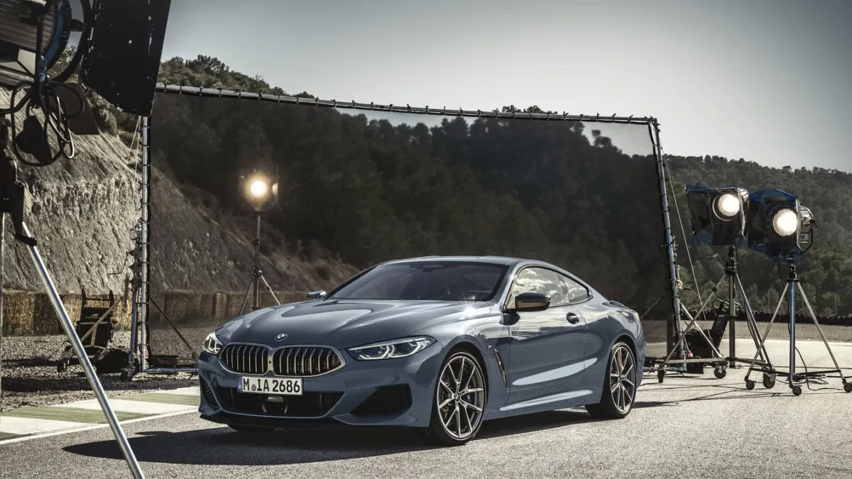 BMW_8_Series_Coupe-031
