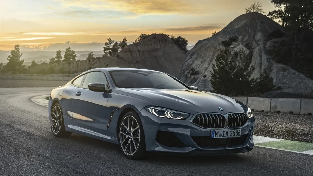 BMW_8_Series_Coupe-039