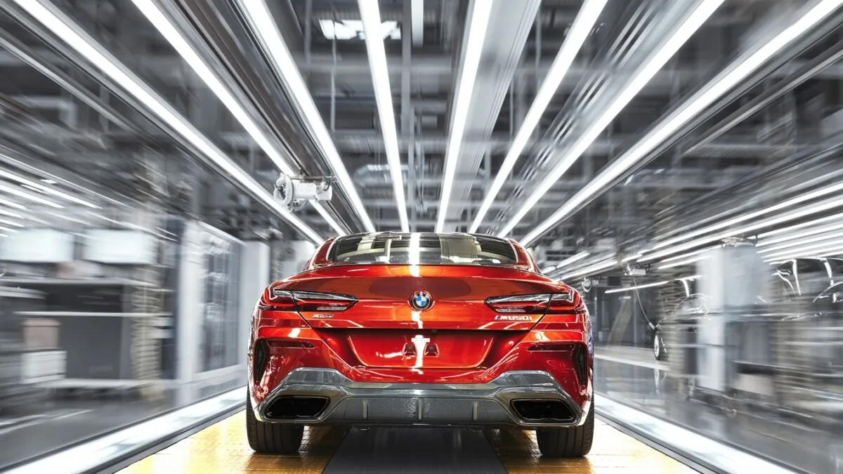 BMW_8_Series_Production-07