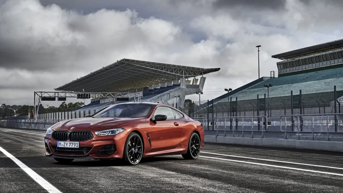 BMW_8_Series_Coupe-015