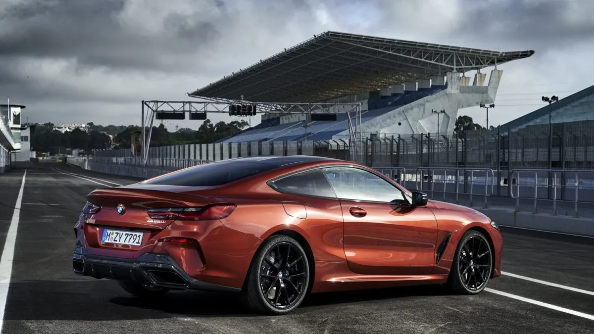 BMW_8_Series_Coupe-021