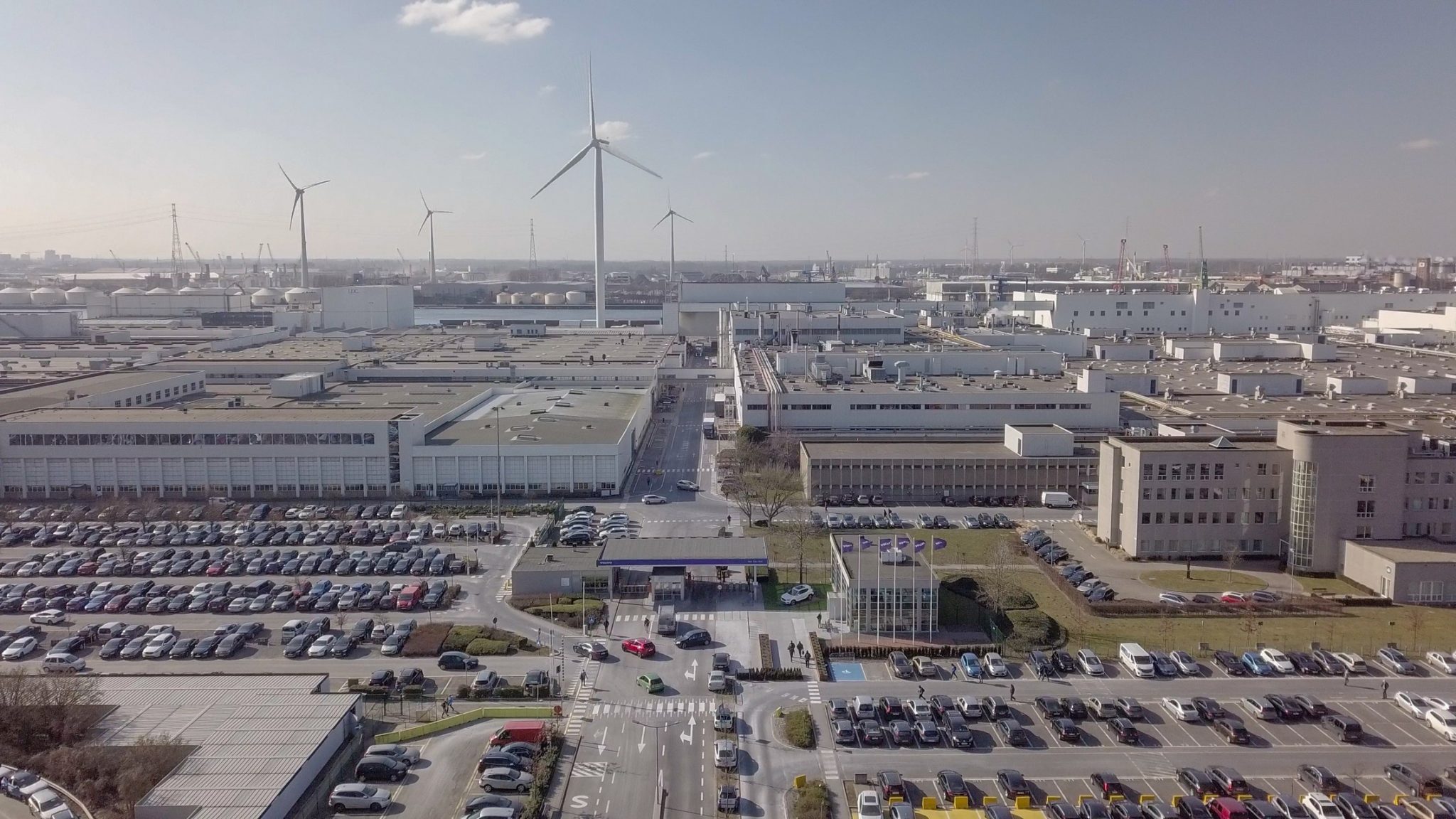 Volvo Cars unveils first solar energy installation at Ghent car factory