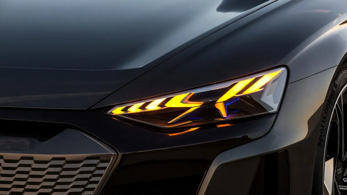 Audi_e-Tron_GT_concept-04