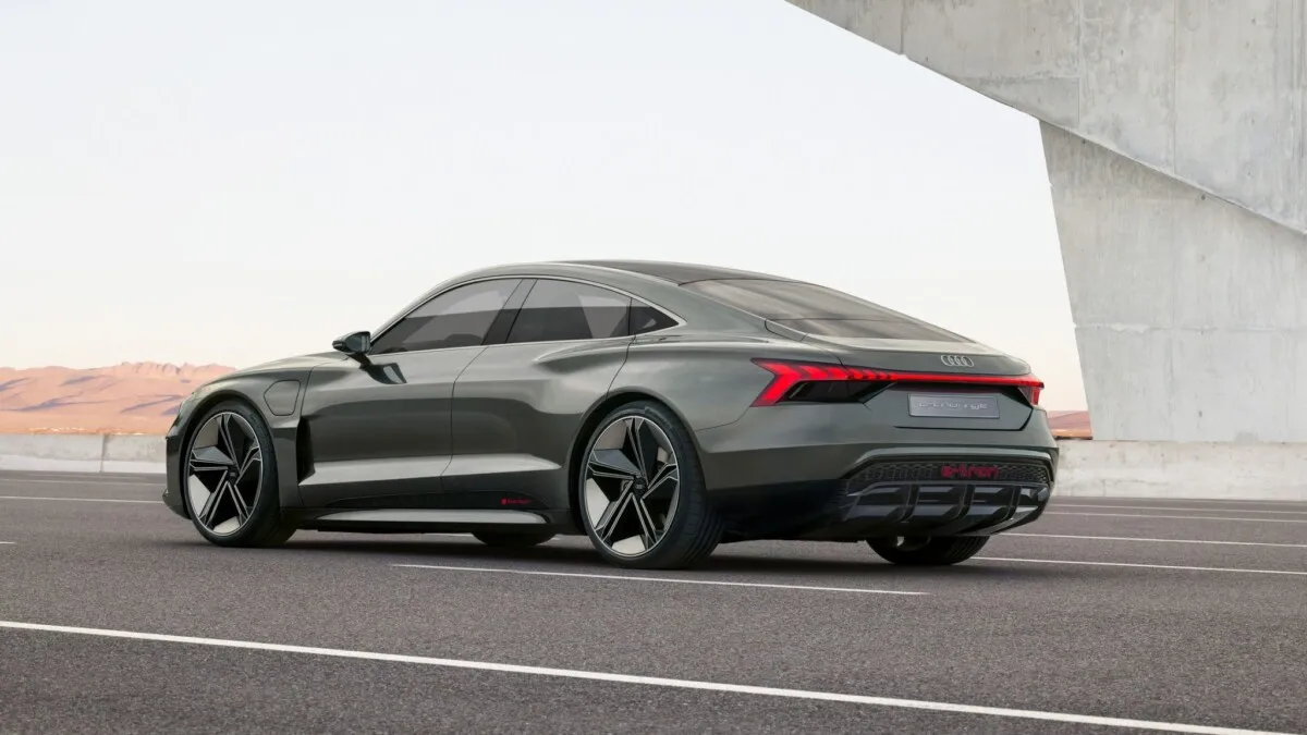 Audi_e-Tron_GT_concept-28