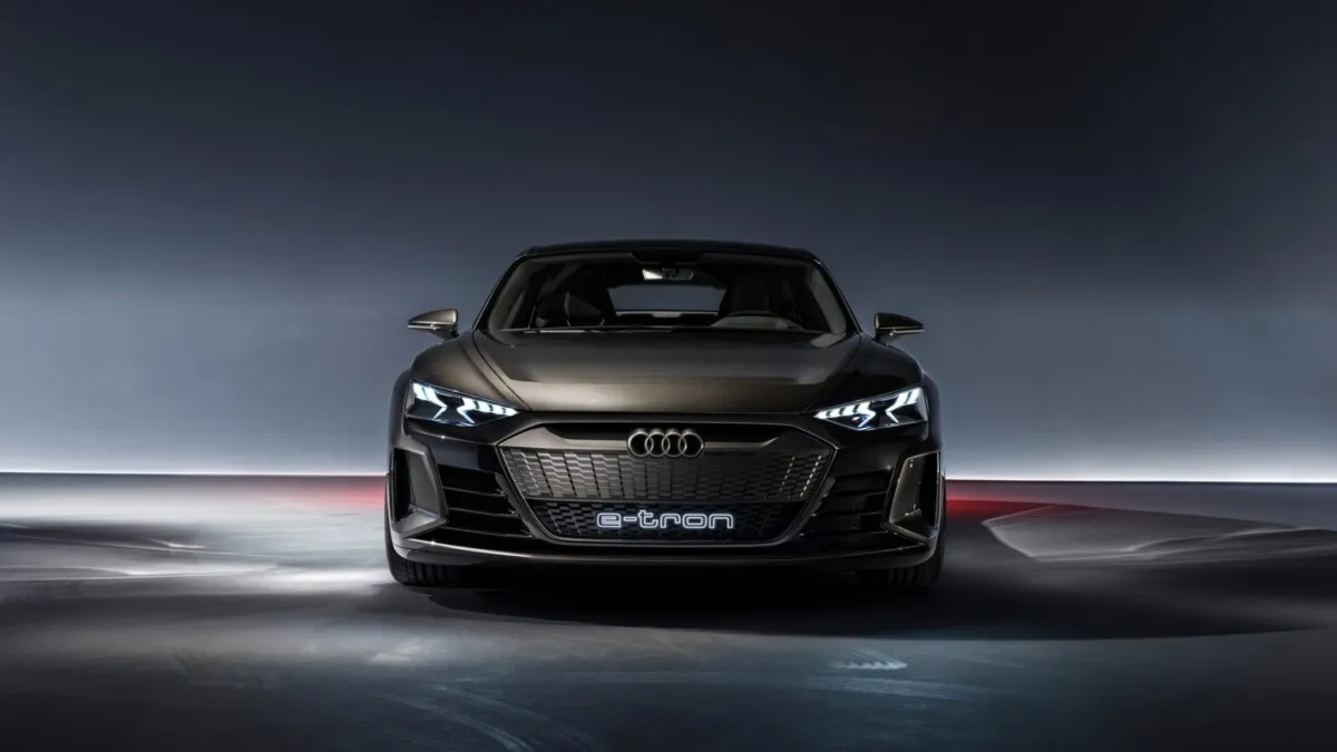 Audi_e-Tron_GT_concept-33
