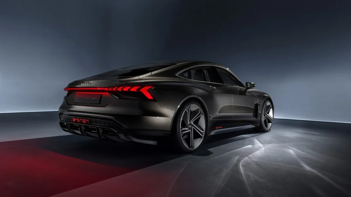 Audi_e-Tron_GT_concept-34