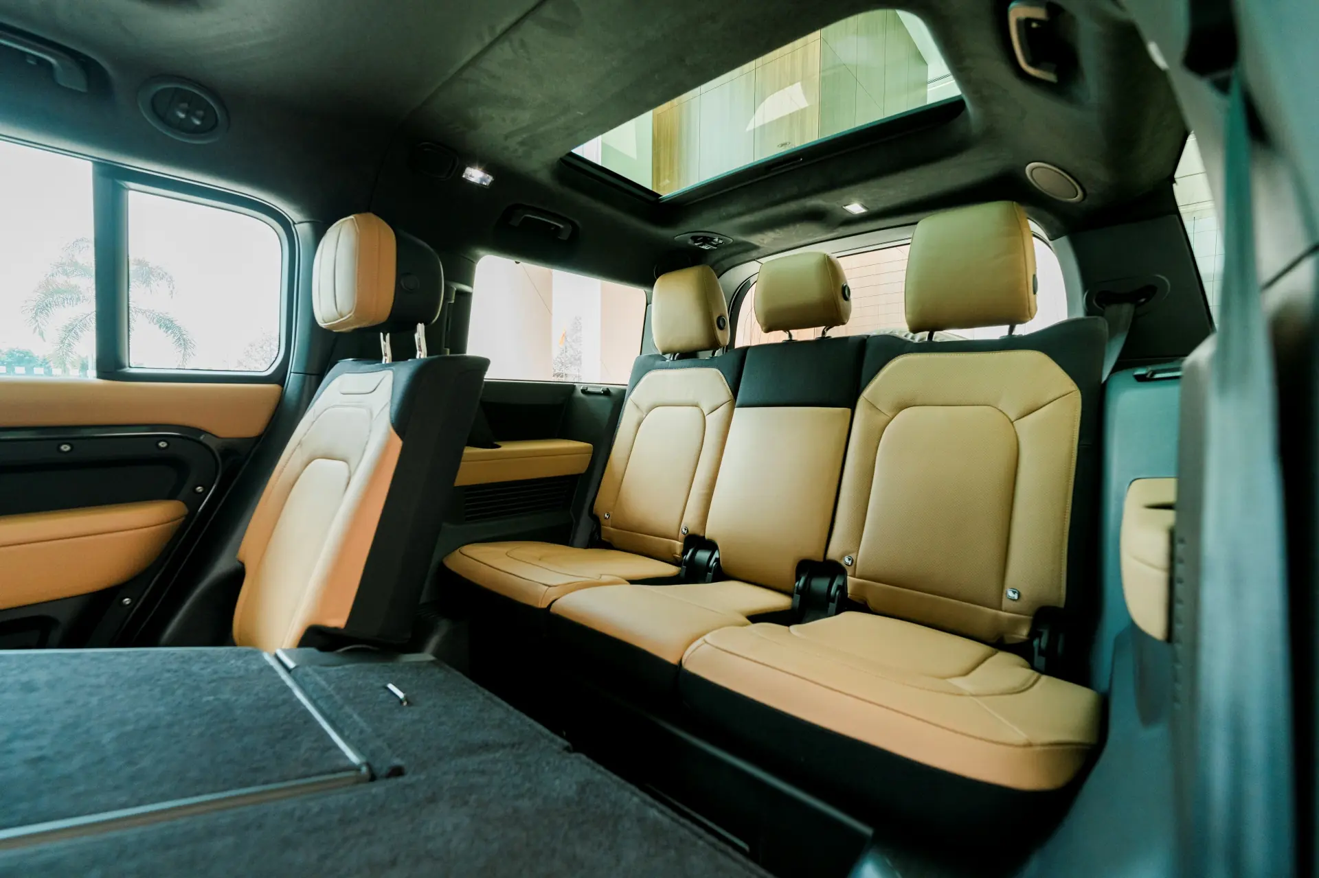 The seating of the Defender V8